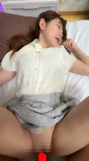 【いつも通ってた可愛い美容師をお持ち帰り】圧巻の2時間4分大収録！スマホ主観縦動画