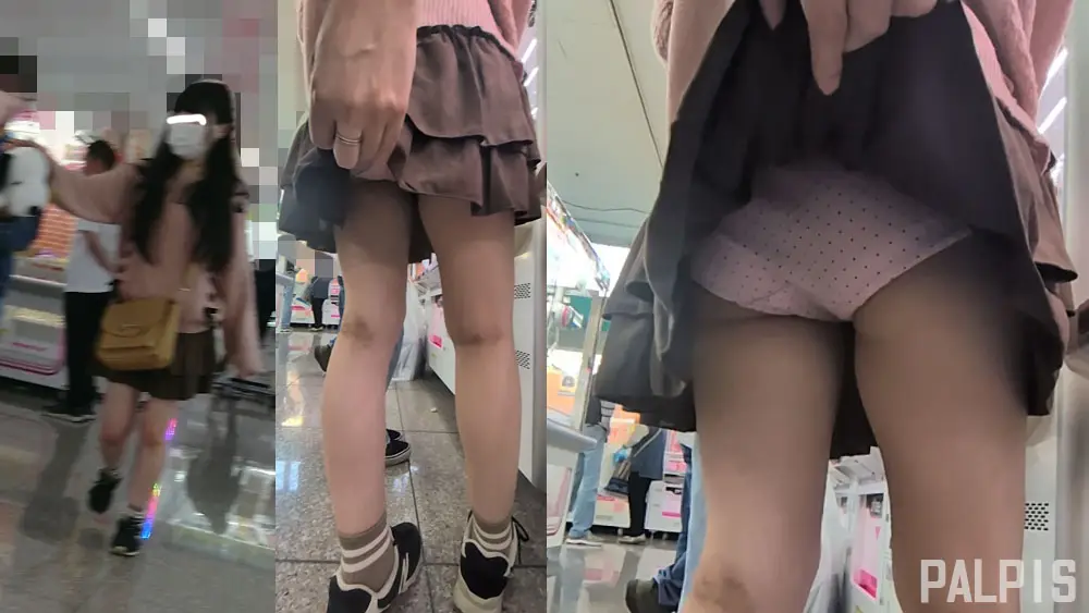 棒脚可愛い女の子を移動しながらパシャリ