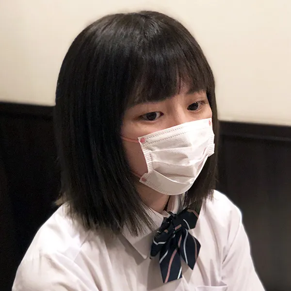 プレビュー画像：体育会系ボディの美肌ナイススタイル21才香奈子ちゃんのお腹にドッピュング！