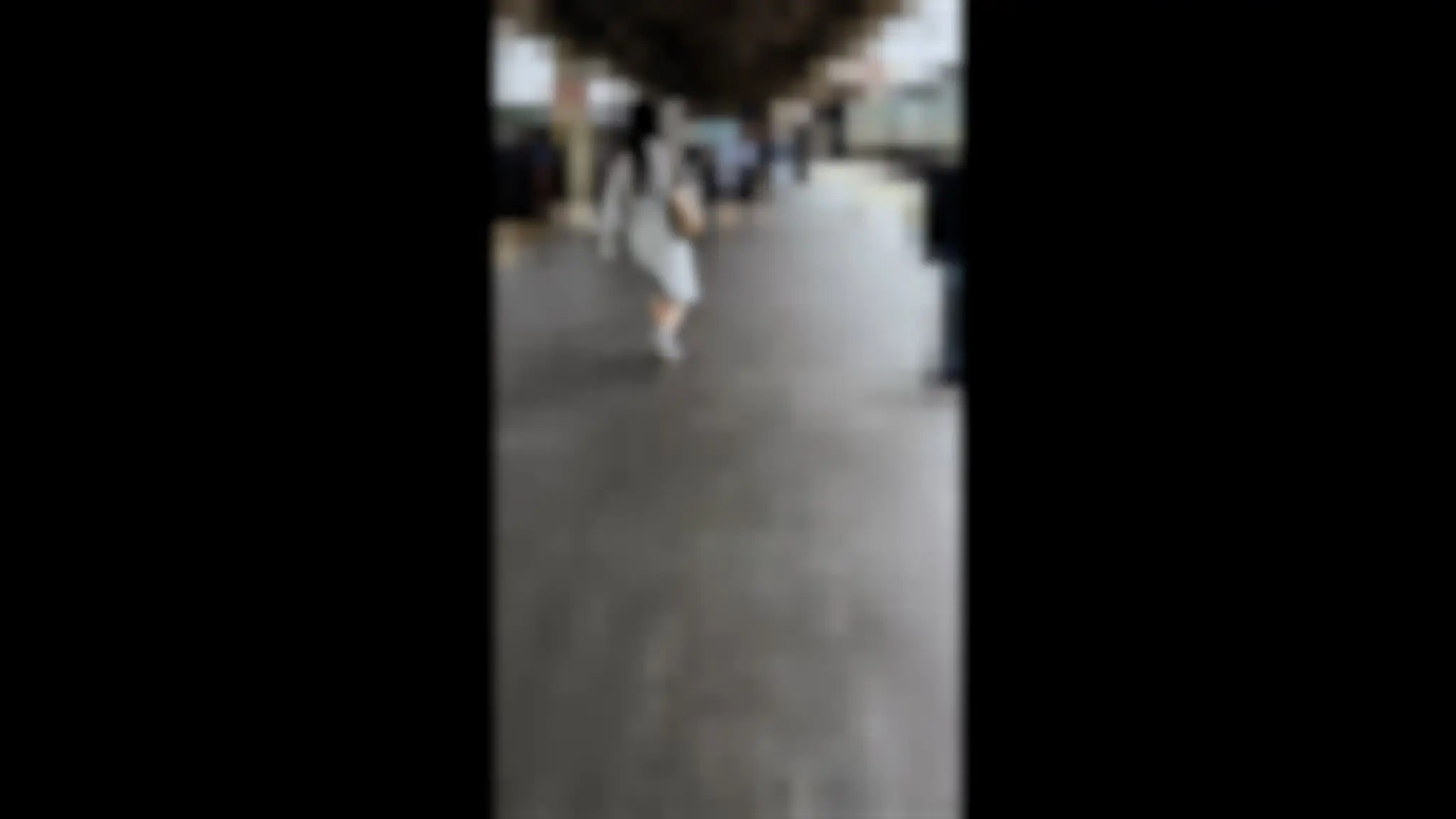 ［OL窃触/ぶっかけ案件］100回以上の愛撫、そして衆人環視の死角。彼女が「白濁した絶望」を纏うまでの全記録。