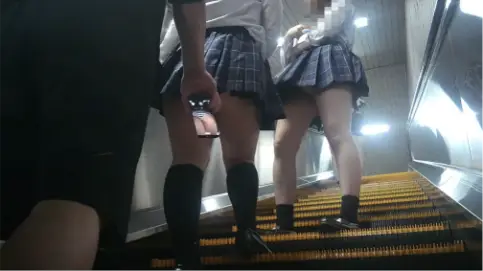 【盗撮魔8人目】本人バレ！逃走！ふてくされる盗撮魔にK2人組ガン詰め！ 補助画像 1