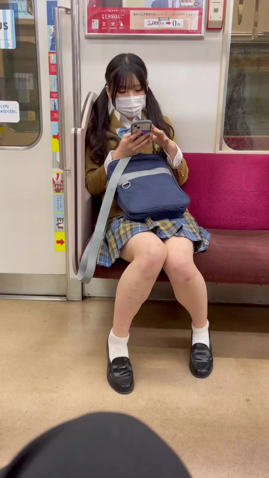 女子高生　盗撮 