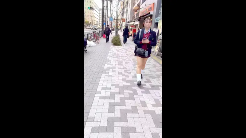 [4K]２日間ギャル系L〇Kの食い込みすぎておりしが露わにｗｗ 補助画像 1