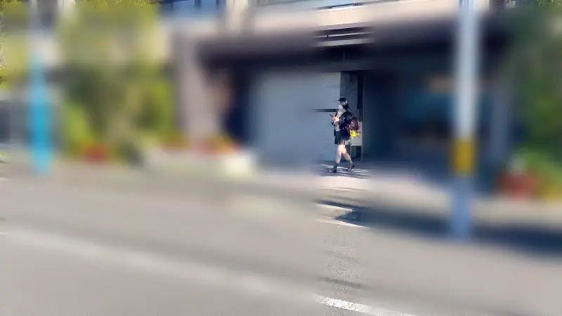 [4K]激かわ清楚系J〇ちゃんの通学中の生パンツで激勃ちした件ｗｗ