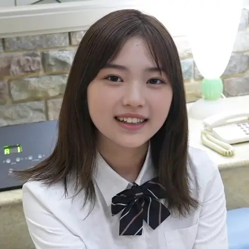 プレビュー画像:18才なのちゃん おっぱい大きめEカップ!【4K/30p/20Mbps】