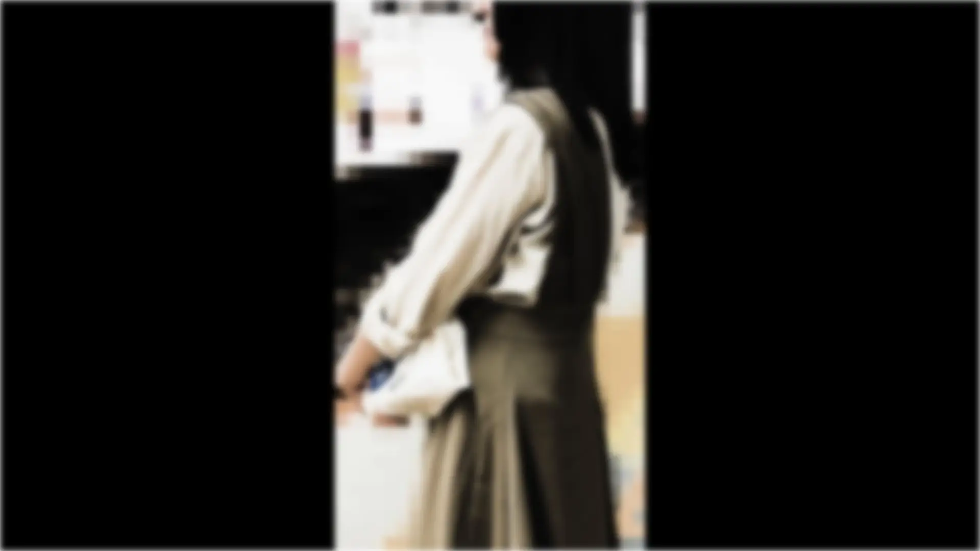 【私服K/集団窃触行為】黒髪、清楚、聖なる爆乳。