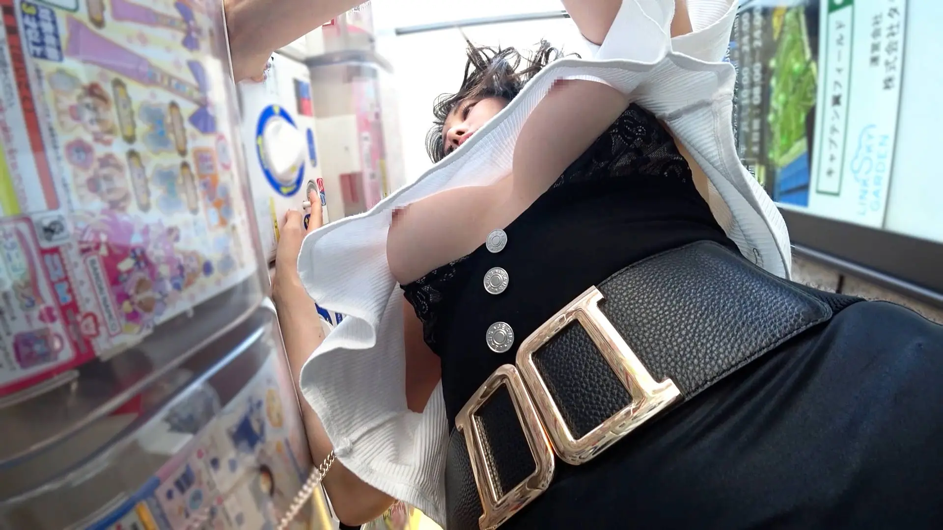 【フル顔出し】芸能級美女が勃起乳首丸出し＆食い込みTバックでエロス全開!!シコリティ全振りの限界突破確定作品!!【前編】