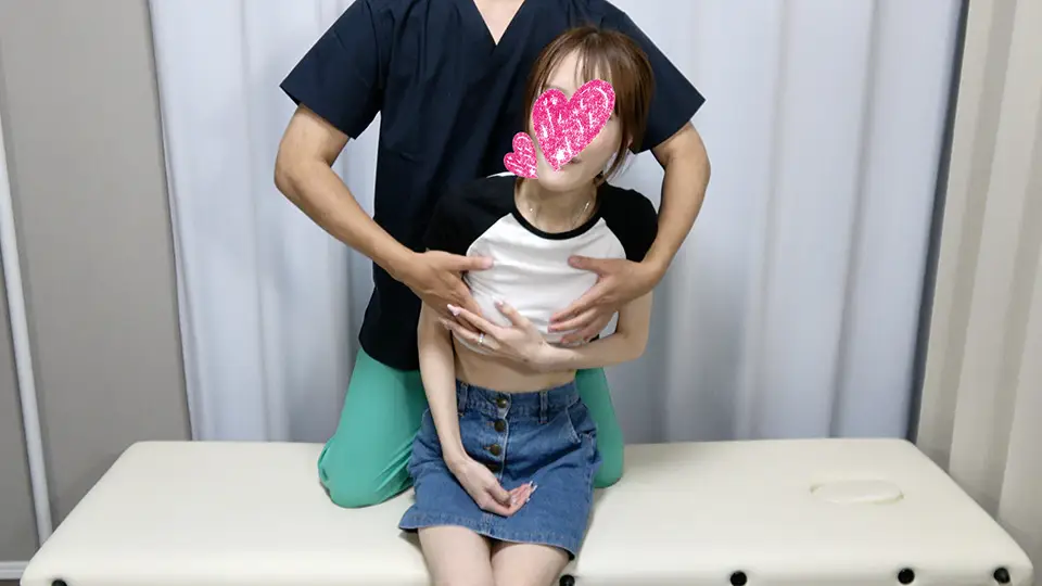 整体撮影後の特別マッサージで抵抗を試みるもヤられてしまうスレンダー歯科助手さん。
