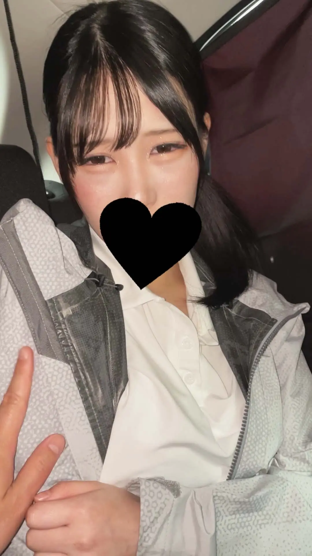 【独自入手】車内痴かん／美巨乳美少女へ情欲をぶつけそのまま濃厚精子をぶっかけ