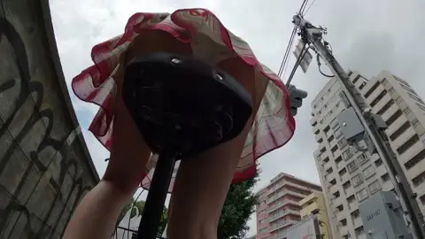 ４K動画】自転車サドル盗撮