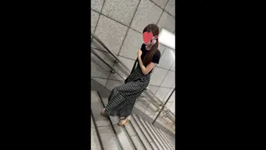 【5日間連続で逆さ撮り】歩き出すお尻を正面から撮れました！