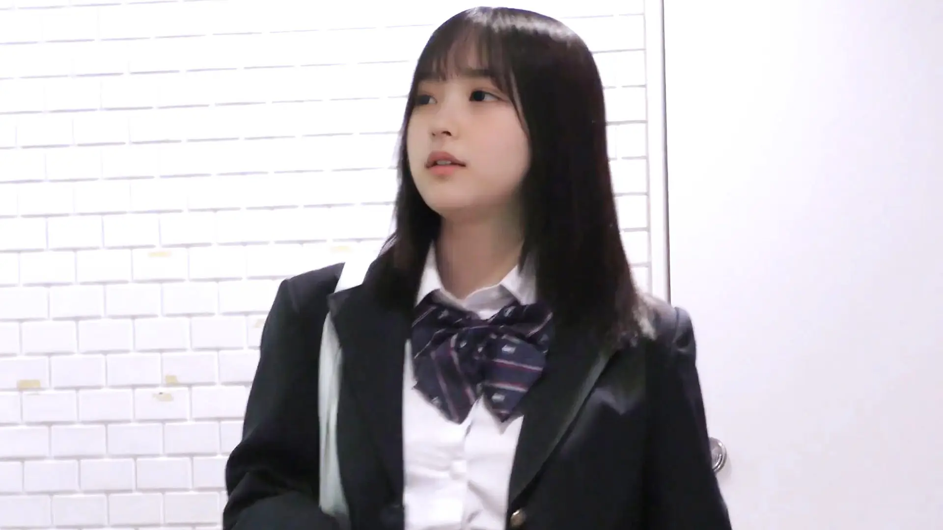 《新春お年玉セール》【電車チカン】★令和8年一発目はツヤ髪童顔Hカップ巨乳が大量に潮をブチまける開運チカン★半額大特価