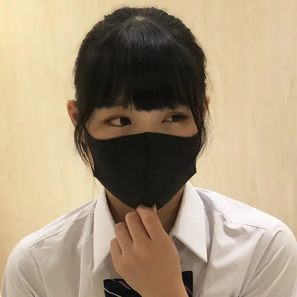 プレビュー画像：手繋ぎ3000円のパパ活女子18才優紀ちゃんにハメ撮りのオプションをお願いしてみた！