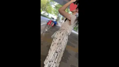 【3日間連続で逆さ撮り】3日間しか出勤してませんでしたが、背中まで見えちゃいました