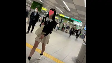 【5日間連続で逆さ撮り】パンツが食い込んでTバックみたいになっちゃってる