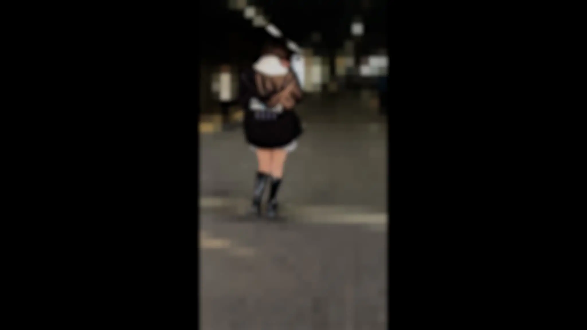 【微窃触/私服JD】賛否両論はマニア向けの証。尻アングルOnly窃触。