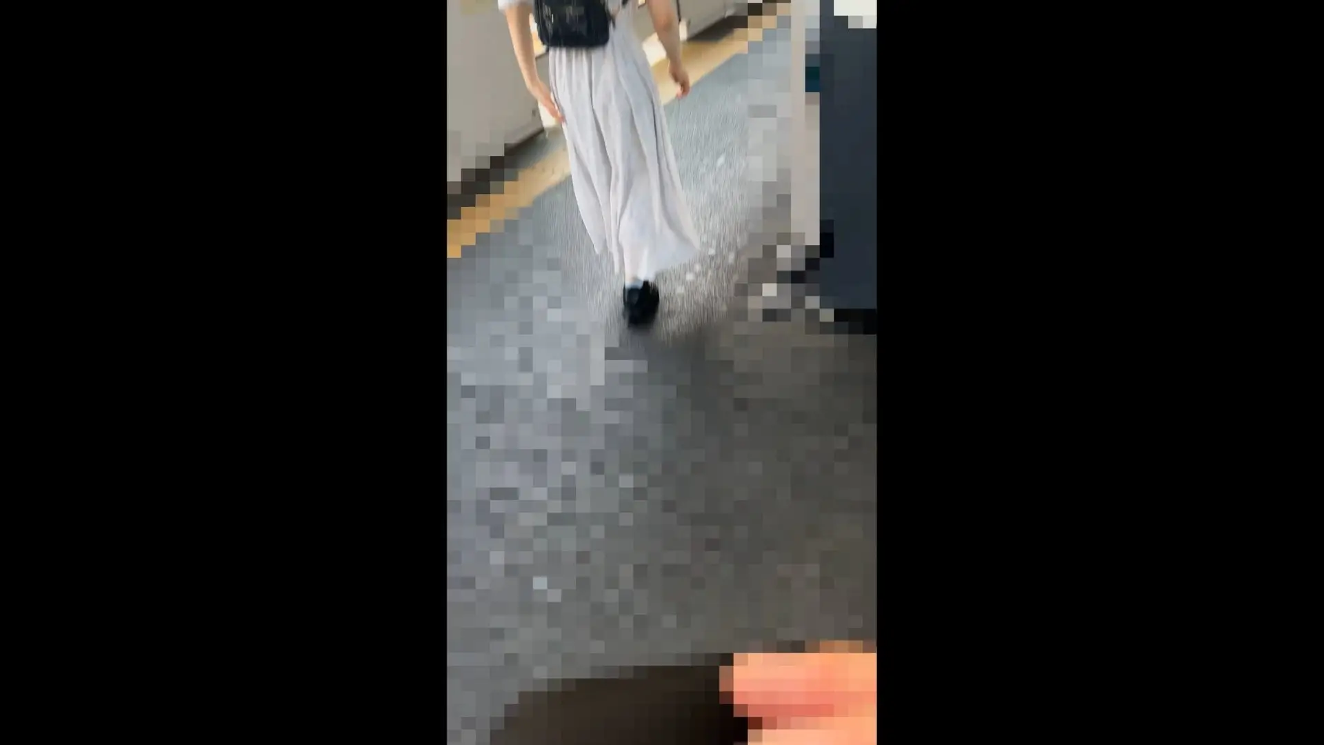 [乗車記録181]猫目が特徴。白の花柄ワンピに包まれた華奢な肢体を、潤んだ紫白のチェック越しにじっくりと愛でる。