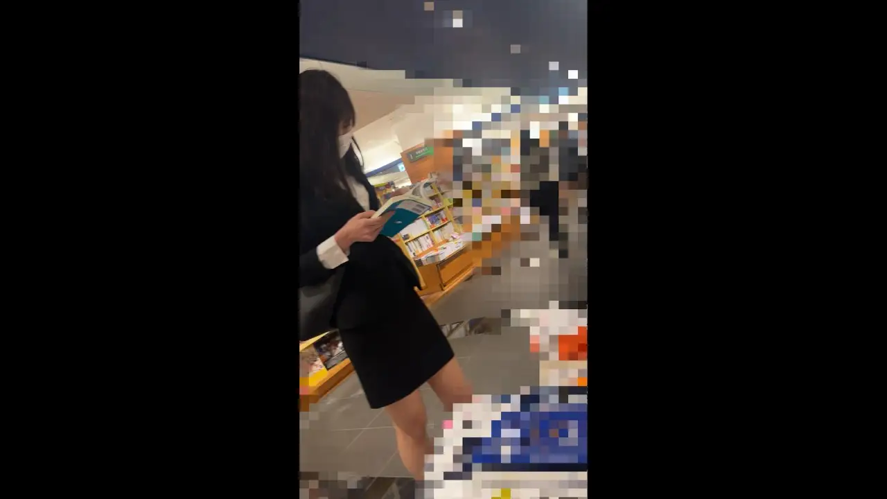 [乗車記録160/撮高:Extra-Special]あざとい困り顔のマスクOL･･･乱れるストッキングとうるうるとした瞳