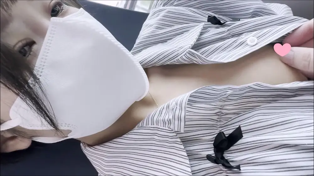 電車お触り37 最強ショート美女降臨。乳首が敏感過ぎて感じてしまう姿はフルボッキ不可避です、。