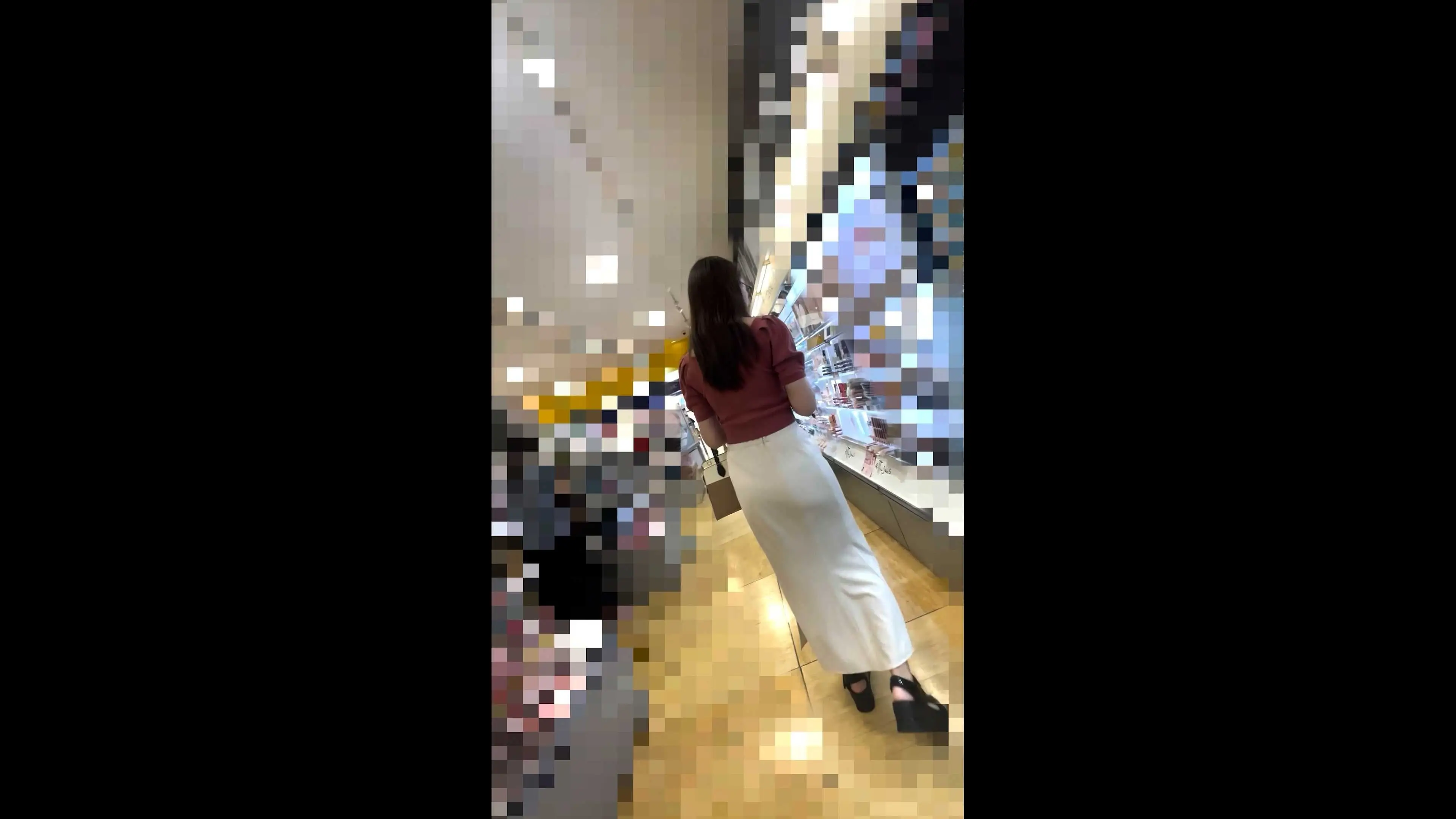 [乗車記録168]アンニュイ眼鏡美女の本能的受容...ロングスカートに浮き出る腰回りの曲線に理性が狂う。