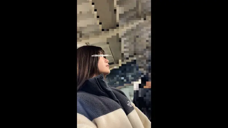 [乗車記録162/SS美女]白ダウンに花柄ワンピースの20代Tバック女。デリケートゾーン擦り付け射精...