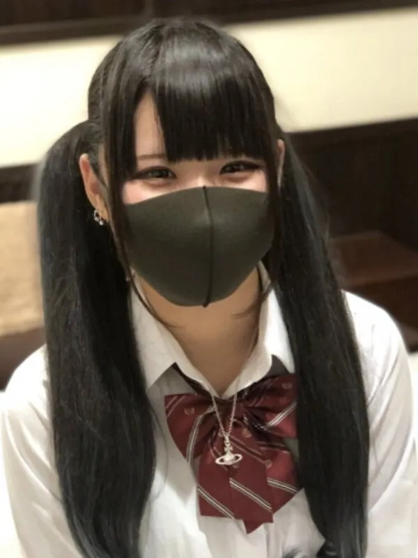 プレビュー画像：超美乳ほぼ処女！18才卒業直後の綾紗ちゃんがついにTHEハメ撮りチャレンジ！