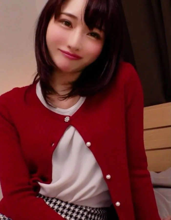 プレビュー画像:【某芸能人激似】〇〇大学ミスコンクイーン”完全顔出し”生中出し性行為初解禁。※サンプル視聴推奨